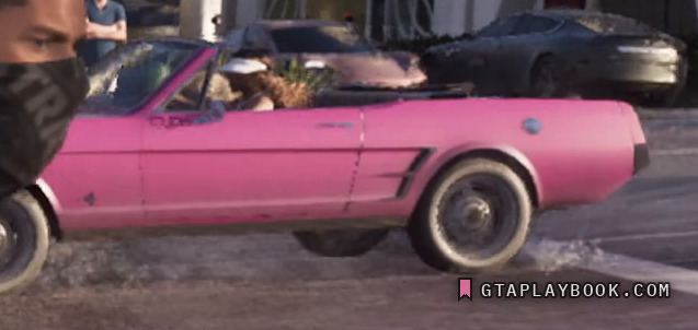 Pink classic convertible in GTA 6