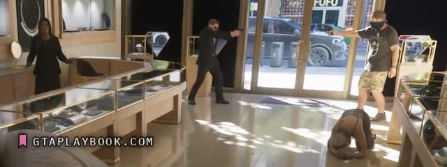 Robbing a jewellery store in GTA 6
