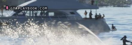 Motor yacht — side