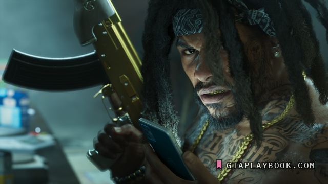 Vice City — Man met dreadlocks en een verguld AK-patroon, telefoon in